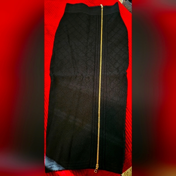 Balmain Woman Black Textured Monogram Knit Midi Skirt Size 36 (US 4-6) - Picture 11 of 12